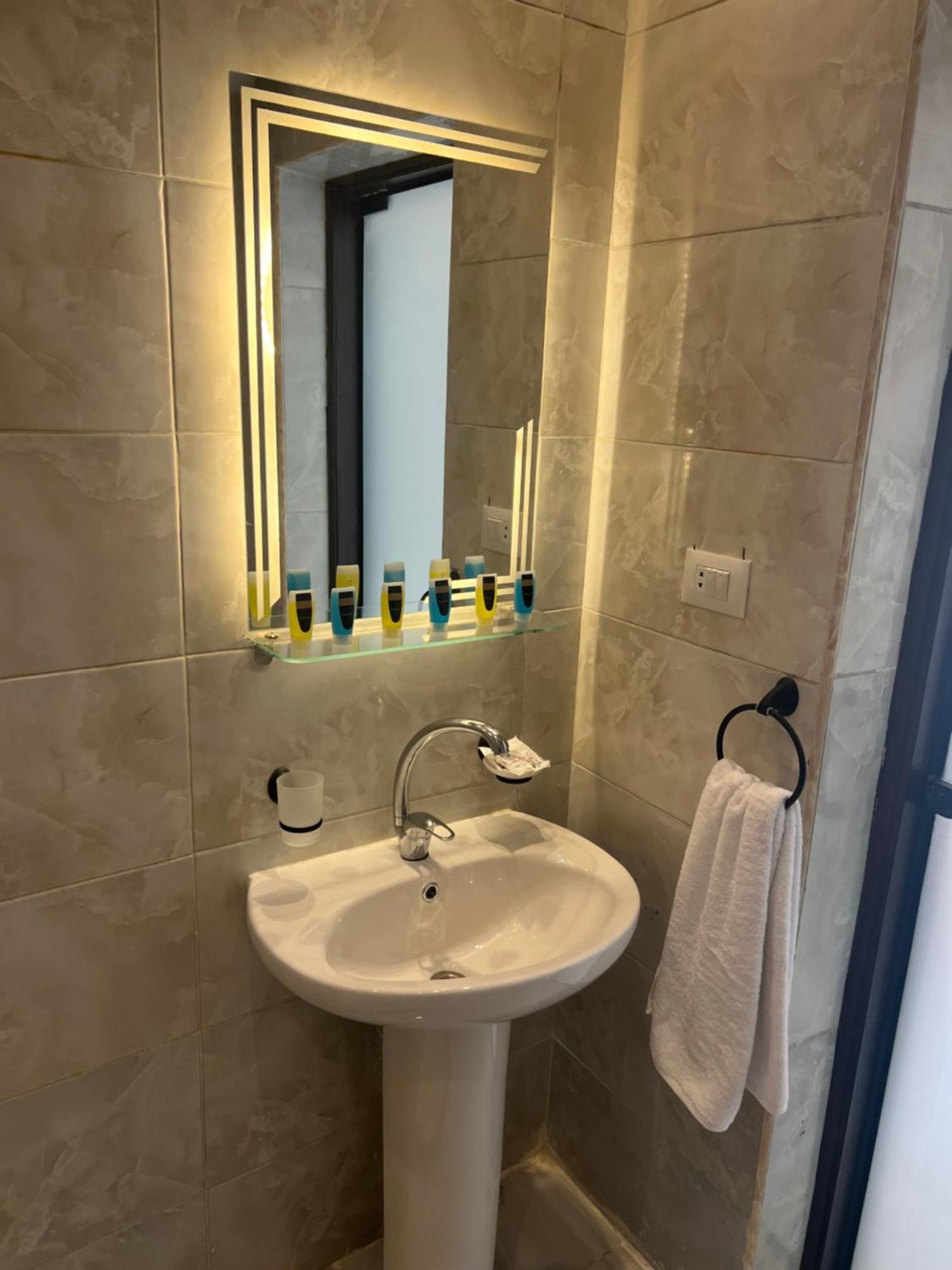 Hotel New Glamour Pyramids